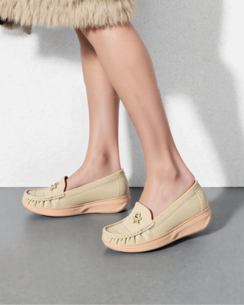 krafter womens and girls cream loafer